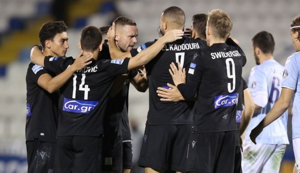 A generic square placeholder image with rounded corners in a figure.