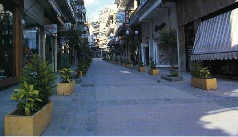 A generic square placeholder image with rounded corners in a figure.