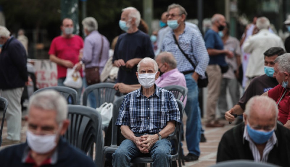 A generic square placeholder image with rounded corners in a figure.