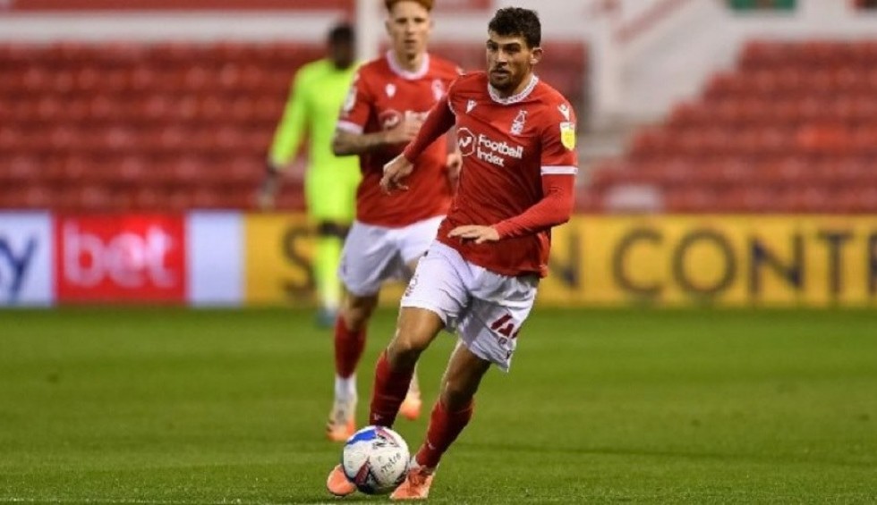 A generic square placeholder image with rounded corners in a figure.