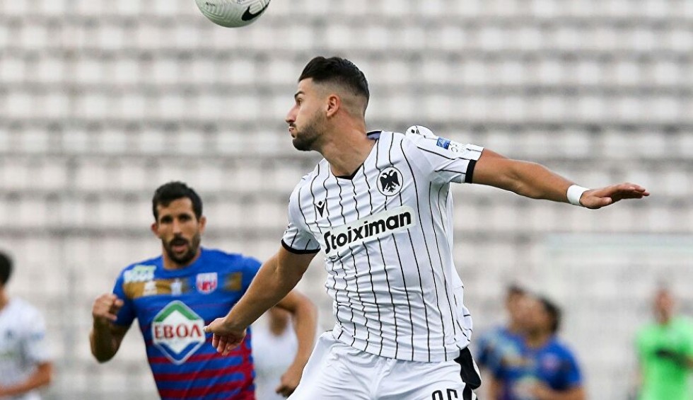 A generic square placeholder image with rounded corners in a figure.