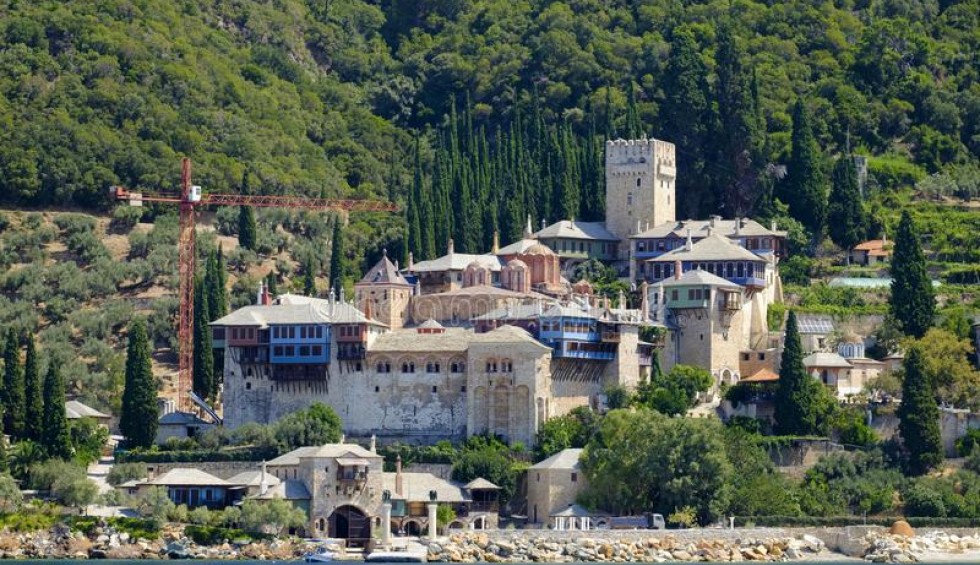 A generic square placeholder image with rounded corners in a figure.