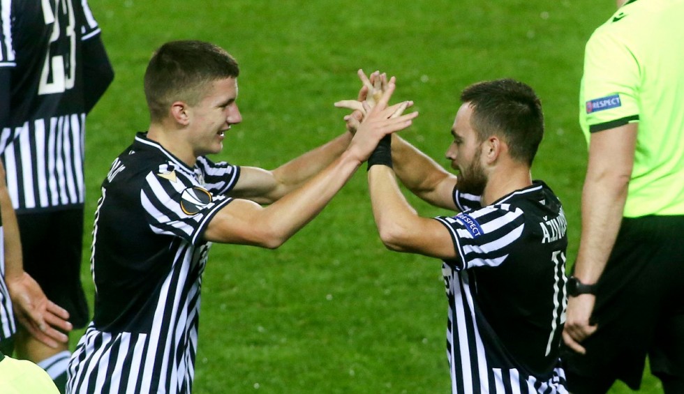 A generic square placeholder image with rounded corners in a figure.