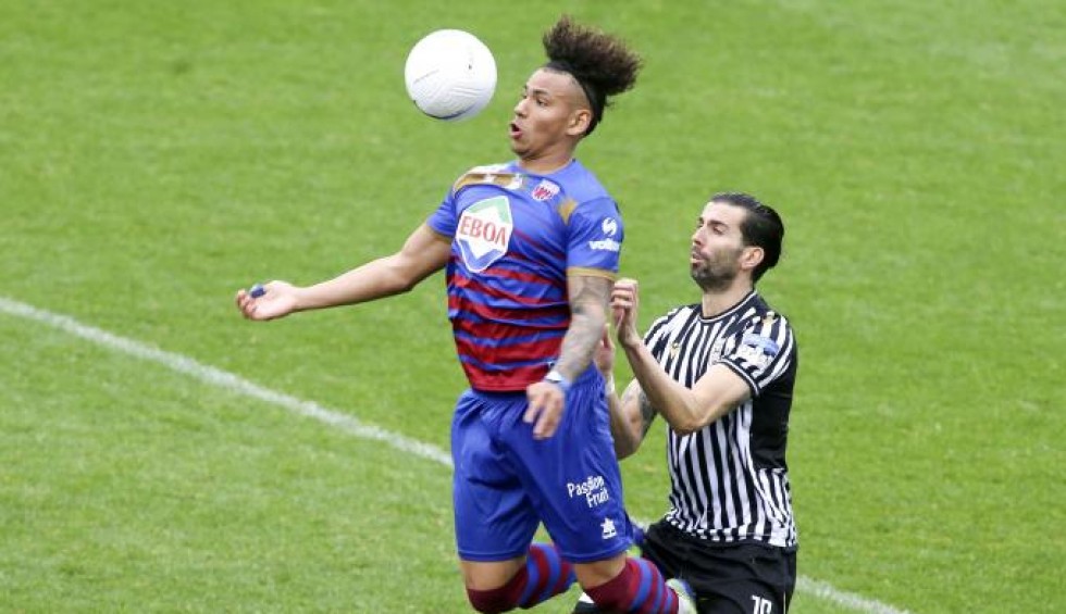 A generic square placeholder image with rounded corners in a figure.