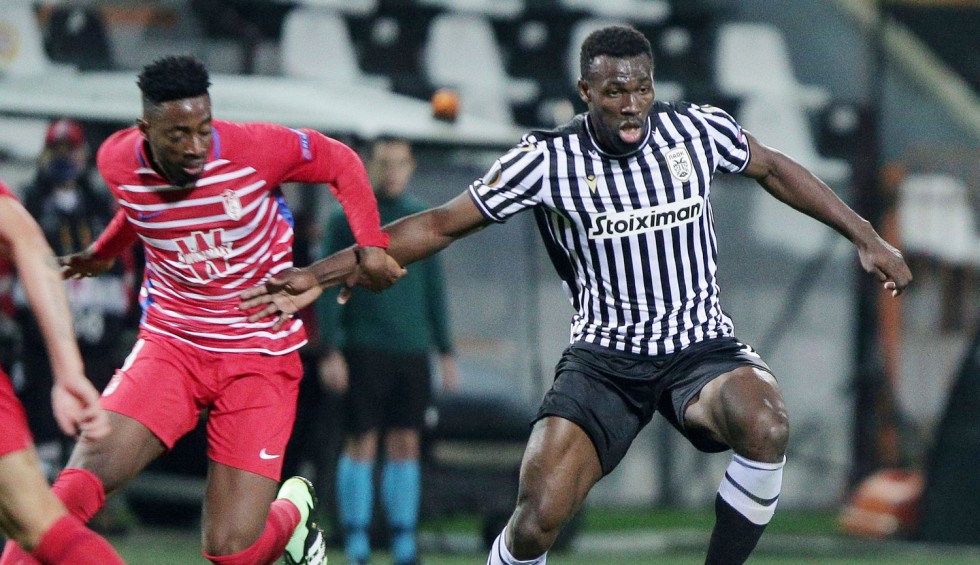 A generic square placeholder image with rounded corners in a figure.