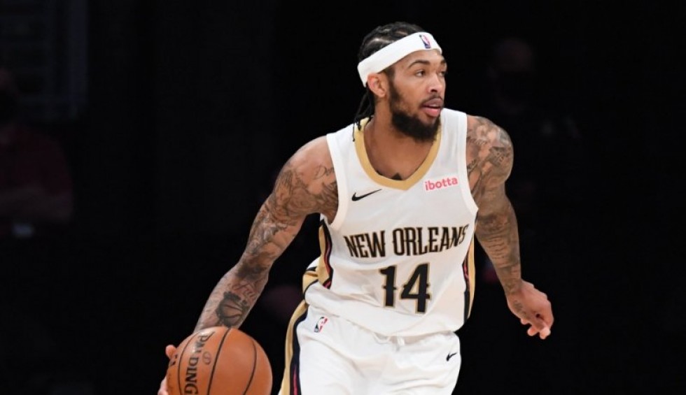 A generic square placeholder image with rounded corners in a figure.