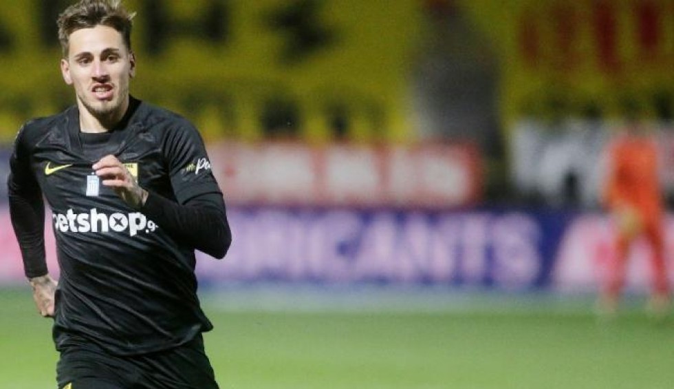 A generic square placeholder image with rounded corners in a figure.