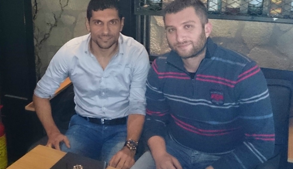 A generic square placeholder image with rounded corners in a figure.