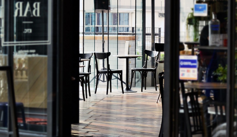 A generic square placeholder image with rounded corners in a figure.