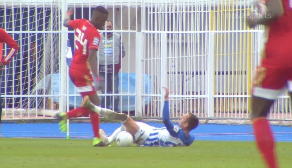 A generic square placeholder image with rounded corners in a figure.