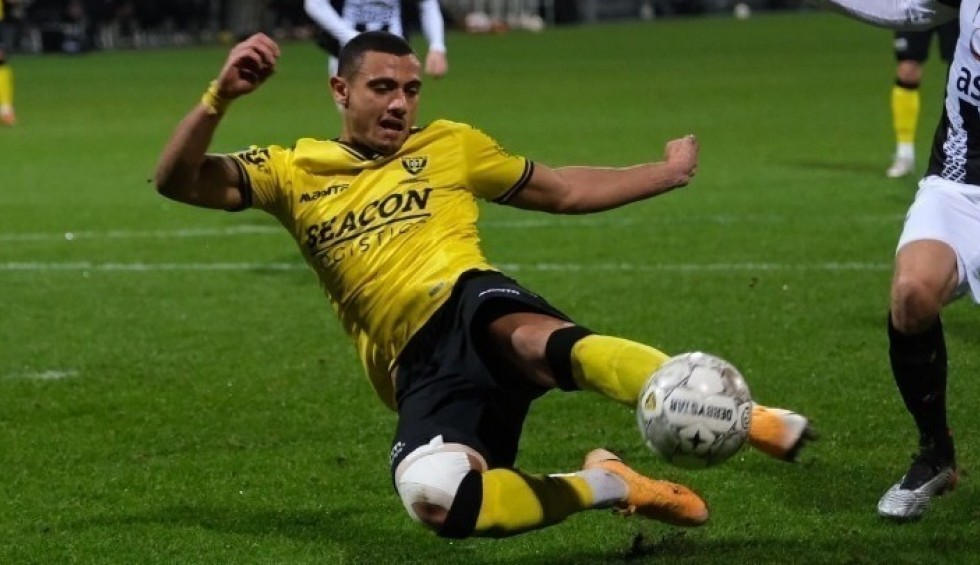 A generic square placeholder image with rounded corners in a figure.