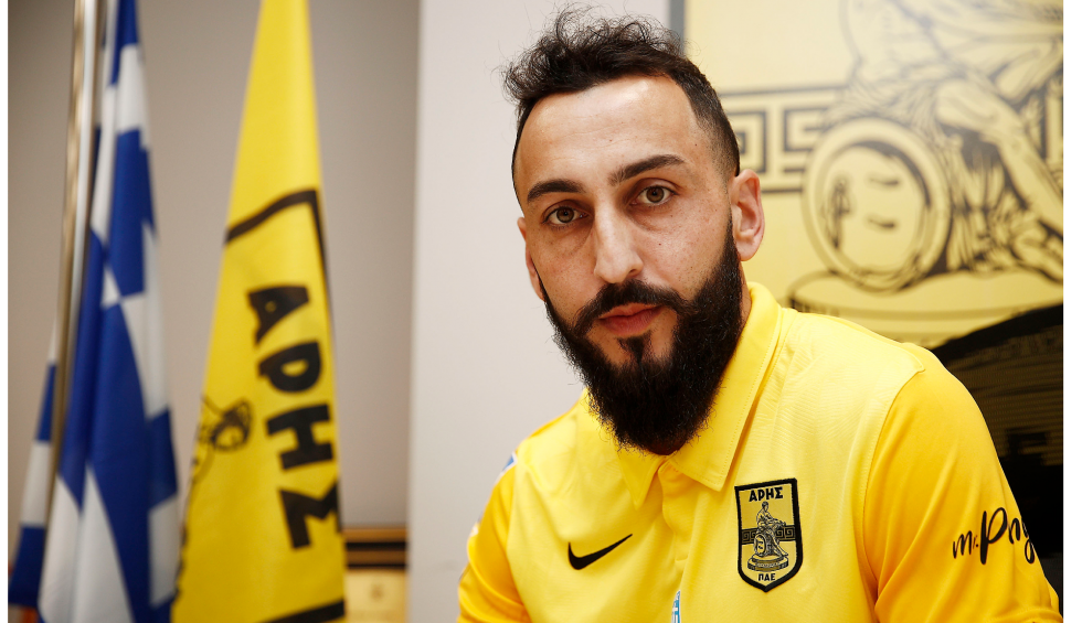 A generic square placeholder image with rounded corners in a figure.