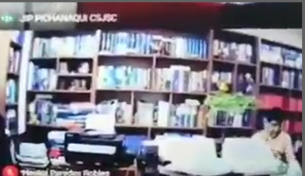 A generic square placeholder image with rounded corners in a figure.