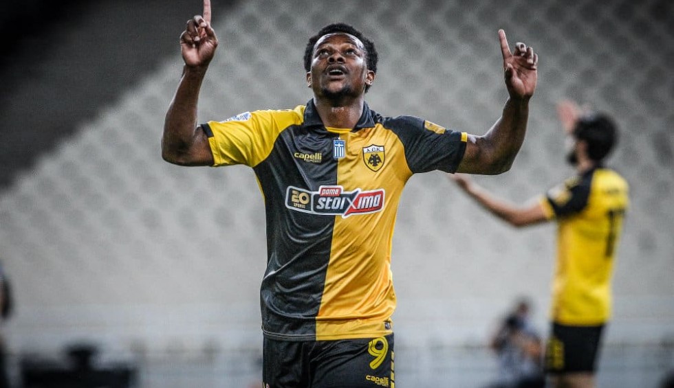 A generic square placeholder image with rounded corners in a figure.