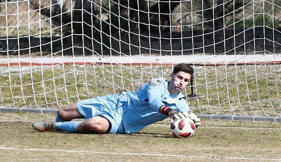 A generic square placeholder image with rounded corners in a figure.