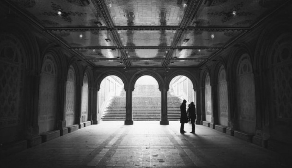 A generic square placeholder image with rounded corners in a figure.