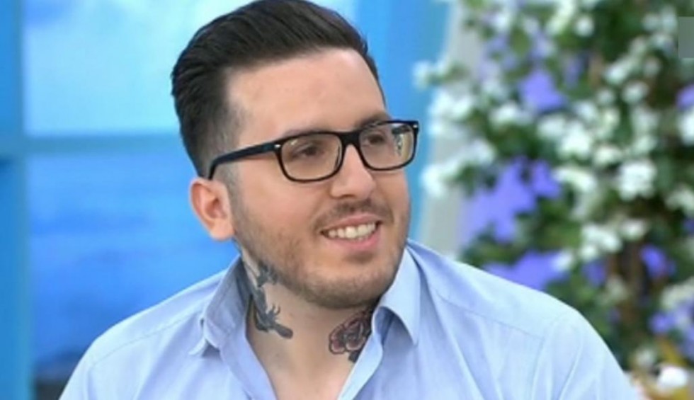 A generic square placeholder image with rounded corners in a figure.