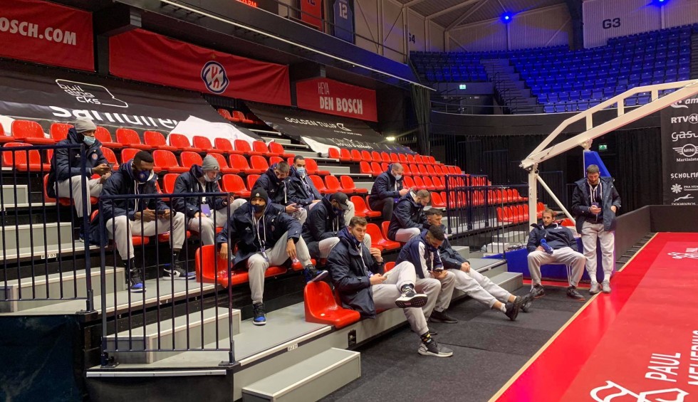 A generic square placeholder image with rounded corners in a figure.