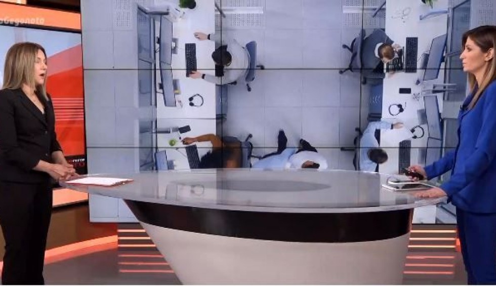 A generic square placeholder image with rounded corners in a figure.