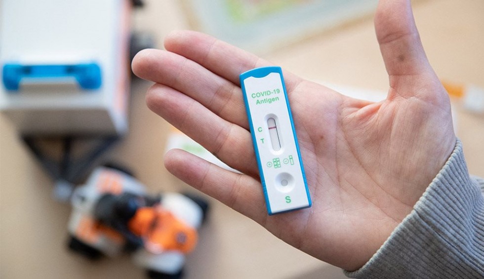 A generic square placeholder image with rounded corners in a figure.