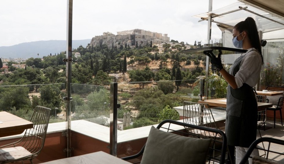 A generic square placeholder image with rounded corners in a figure.