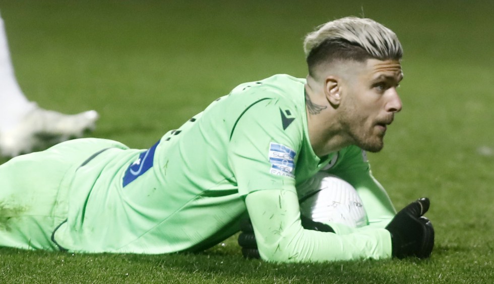 A generic square placeholder image with rounded corners in a figure.