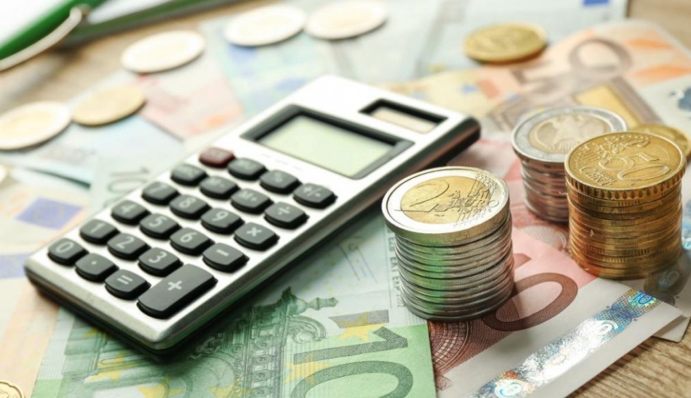 A generic square placeholder image with rounded corners in a figure.