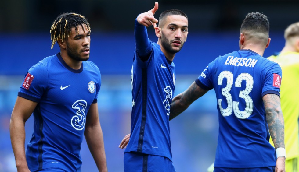 A generic square placeholder image with rounded corners in a figure.