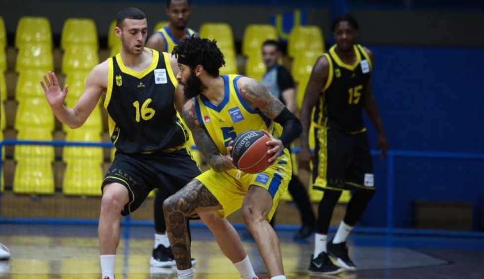 A generic square placeholder image with rounded corners in a figure.