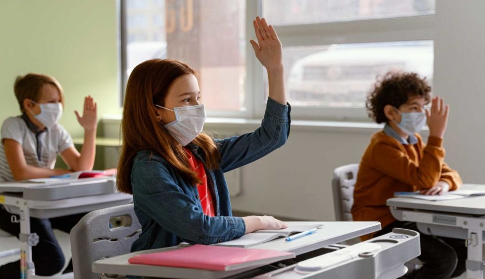 A generic square placeholder image with rounded corners in a figure.