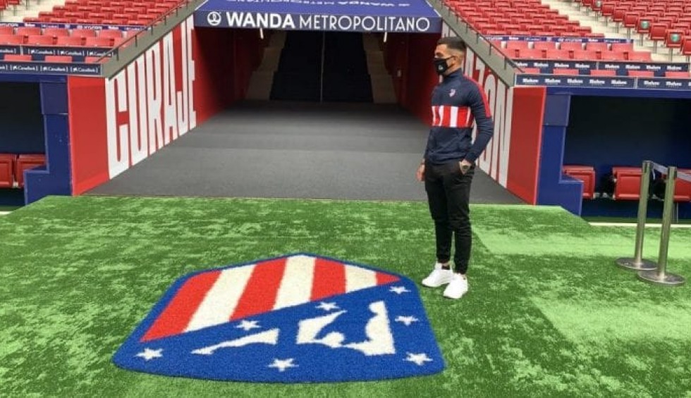 A generic square placeholder image with rounded corners in a figure.