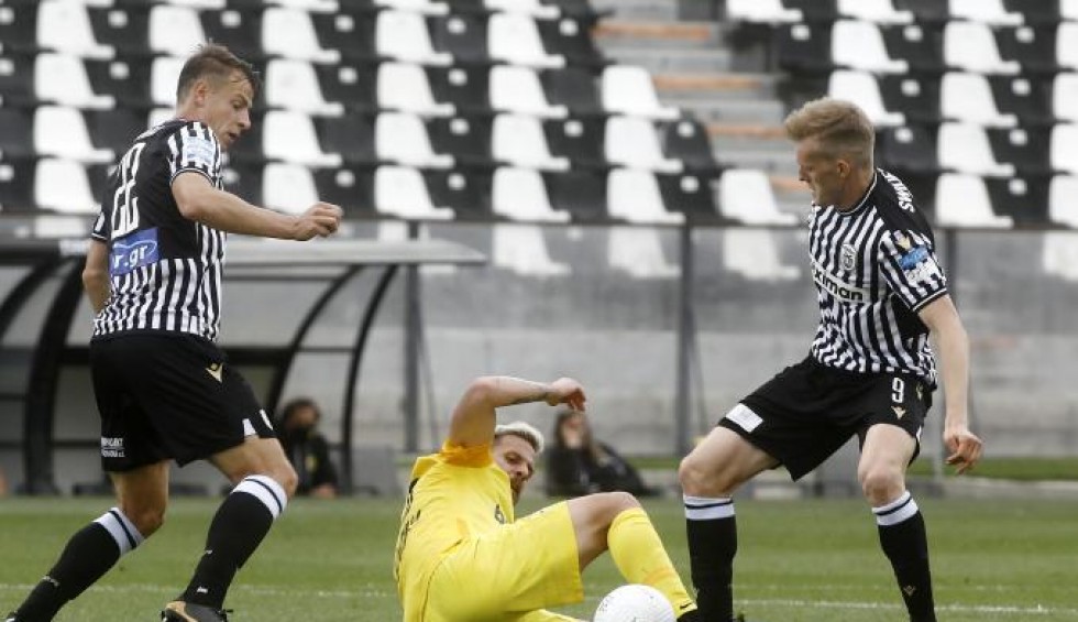 A generic square placeholder image with rounded corners in a figure.