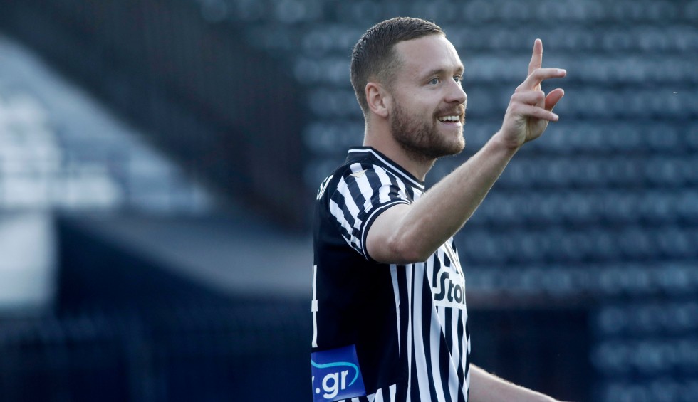 A generic square placeholder image with rounded corners in a figure.