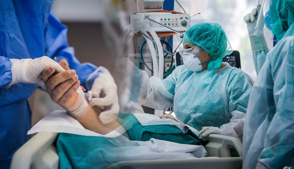 A generic square placeholder image with rounded corners in a figure.