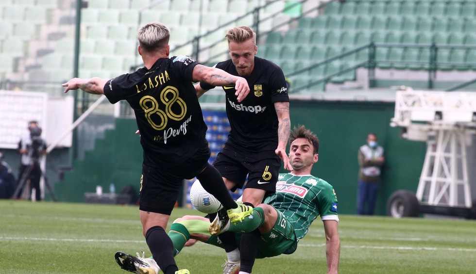 A generic square placeholder image with rounded corners in a figure.