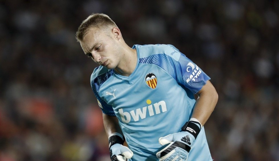 A generic square placeholder image with rounded corners in a figure.