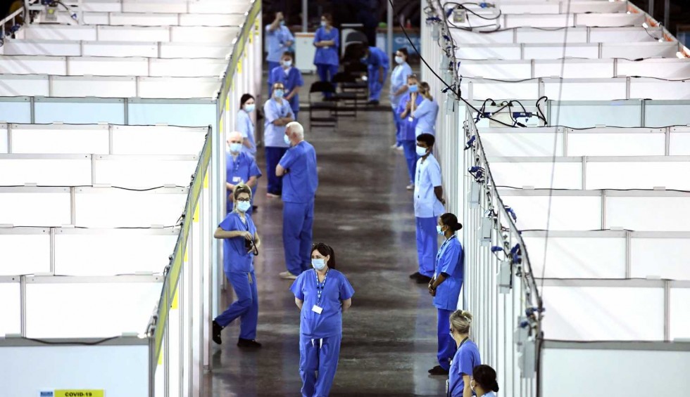 A generic square placeholder image with rounded corners in a figure.