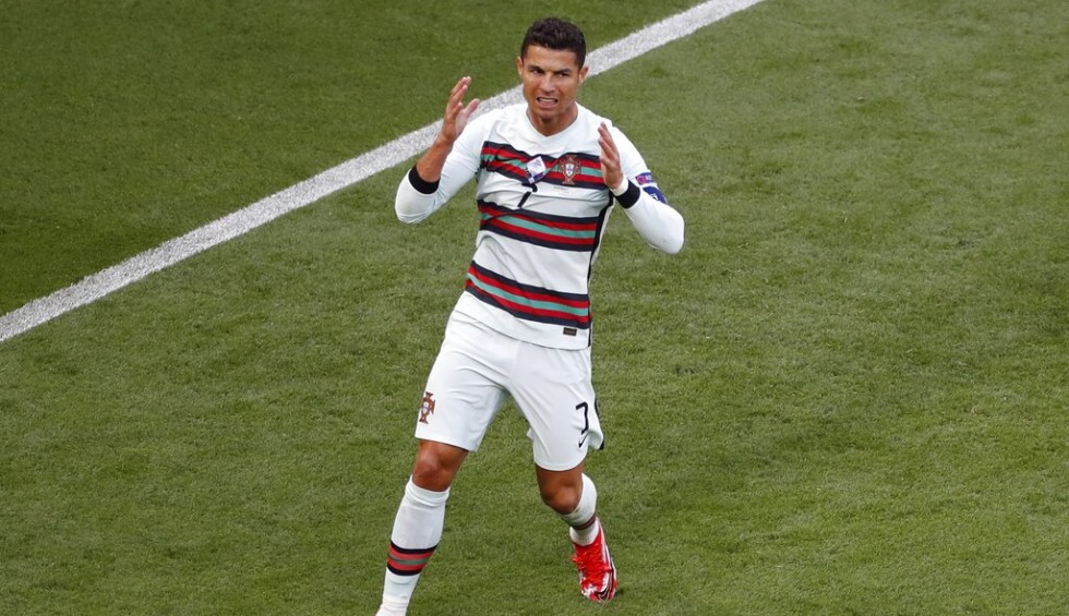 A generic square placeholder image with rounded corners in a figure.