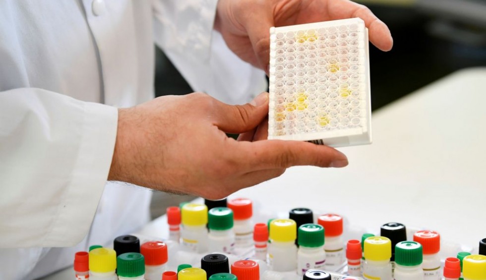 A generic square placeholder image with rounded corners in a figure.