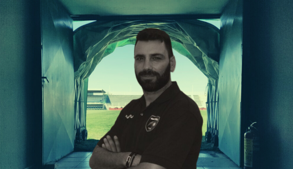 A generic square placeholder image with rounded corners in a figure.