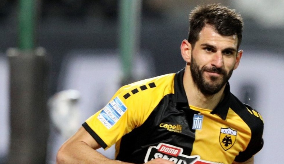 A generic square placeholder image with rounded corners in a figure.