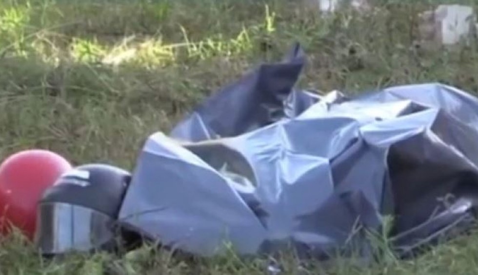 A generic square placeholder image with rounded corners in a figure.