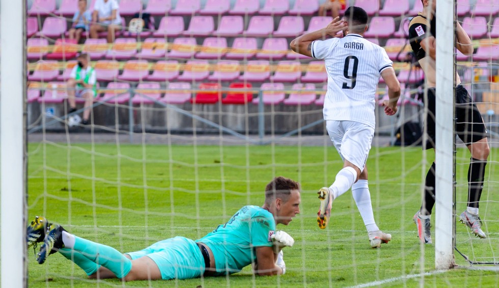 A generic square placeholder image with rounded corners in a figure.