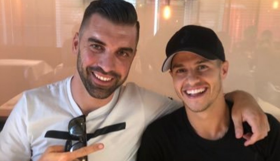 A generic square placeholder image with rounded corners in a figure.