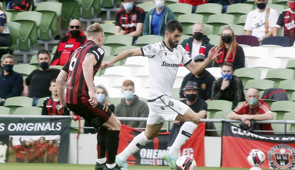 A generic square placeholder image with rounded corners in a figure.