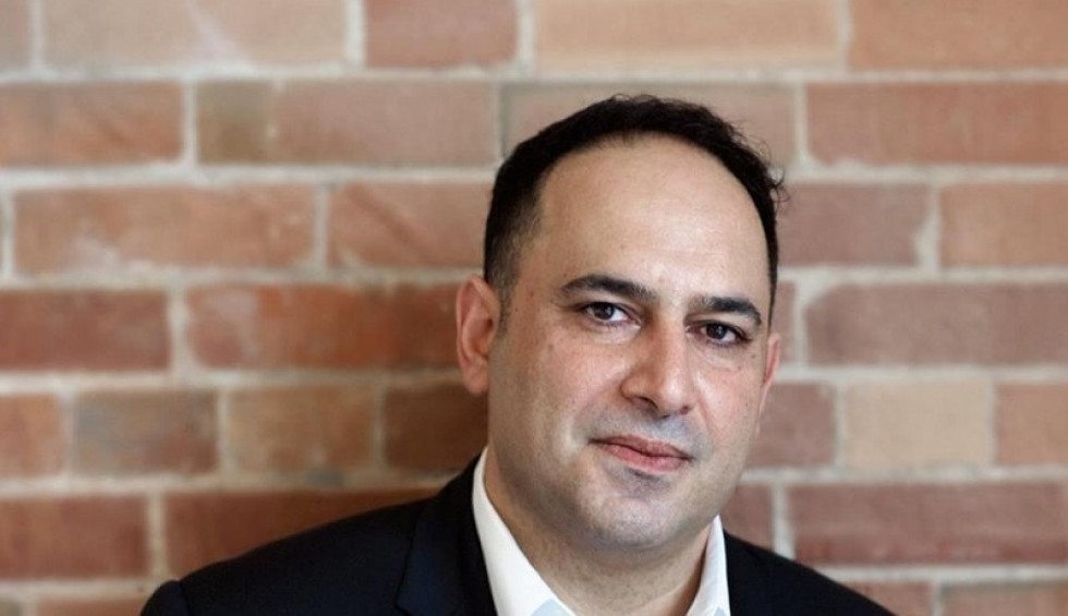 A generic square placeholder image with rounded corners in a figure.