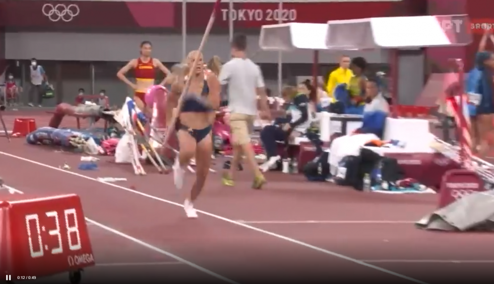 A generic square placeholder image with rounded corners in a figure.