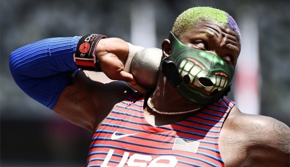 A generic square placeholder image with rounded corners in a figure.