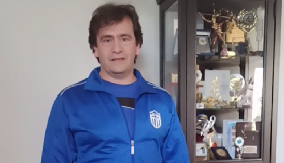 A generic square placeholder image with rounded corners in a figure.