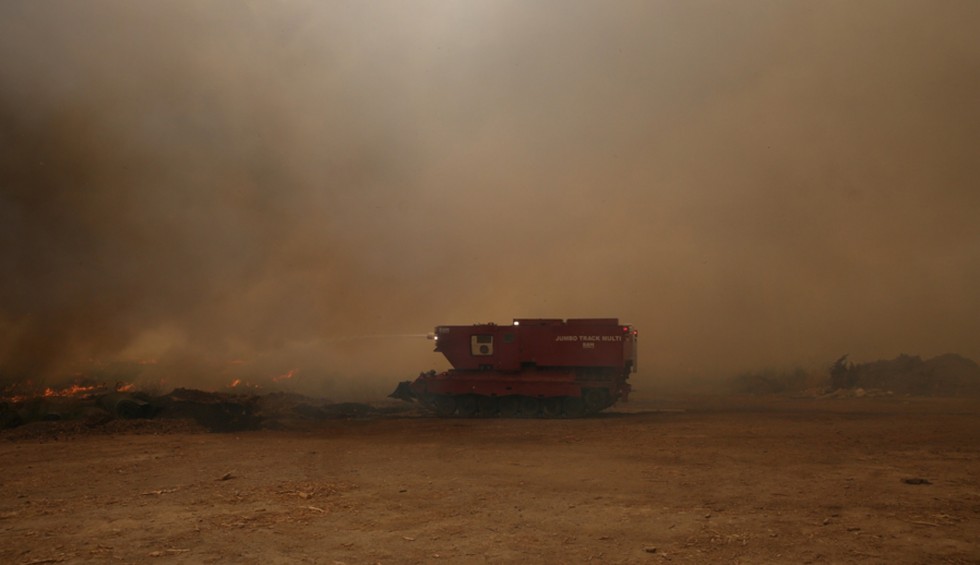 A generic square placeholder image with rounded corners in a figure.